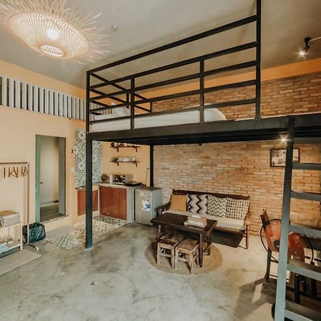 Stay&Chill - S.2: Cozy Studio 3 Minute Walk To Bui Vien Ho Chi Minh City Exterior photo