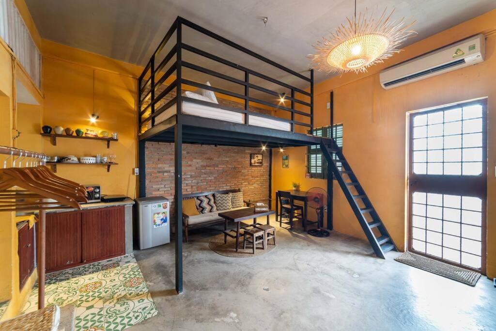 Stay&Chill - S.2: Cozy Studio 3 Minute Walk To Bui Vien Ho Chi Minh City Exterior photo