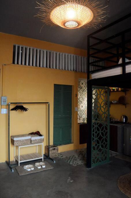 Stay&Chill - S.2: Cozy Studio 3 Minute Walk To Bui Vien Ho Chi Minh City Exterior photo